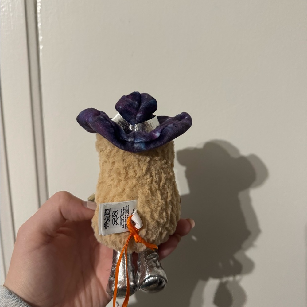 Jellycat Space Rodeo Peanut - Picture 3 of 5
